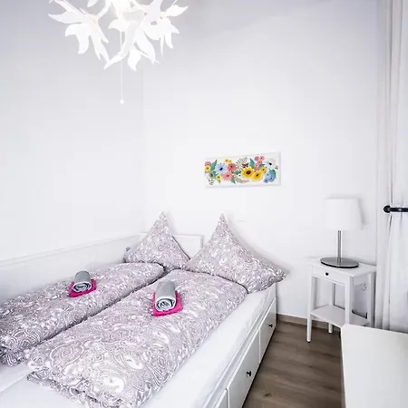 Apartment ►top Naehe Porsche, Flughafen, Messe & Bmw◄