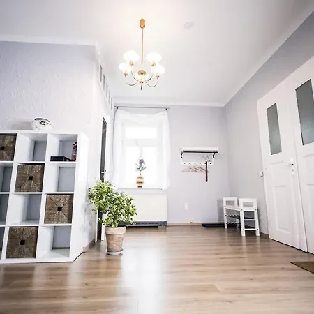 Apartment ►top Naehe Porsche, Flughafen, Messe & Bmw◄ *