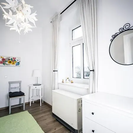 Apartment ►top Naehe Porsche, Flughafen, Messe & Bmw◄ *